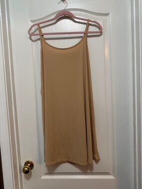Lane Bryant Cacique Chemise slip size 14/16 adjustable strap
